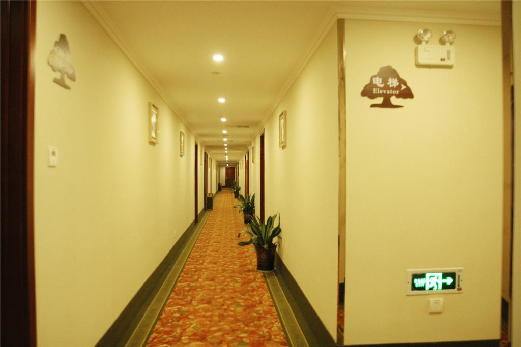 Greentree Inn Dongguan Houjie Business Hotel Exteriér fotografie