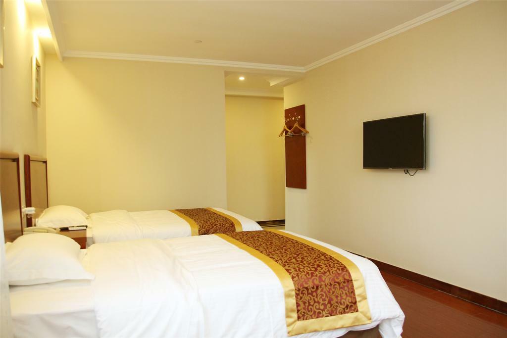 Greentree Inn Dongguan Houjie Business Hotel Exteriér fotografie